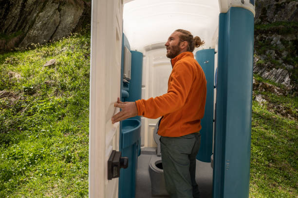 Best Restroom trailer rental cost  in Dodgeville, WI